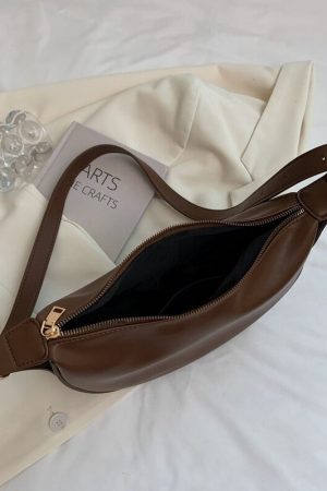 Style Core Aesthetics, New Style Trends - Oraya | Sac demi‑lune chic