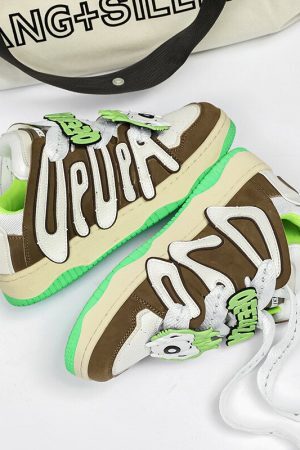 Style Core Aesthetics, New Style Trends - 'Os' Shoes