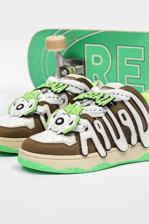 Style Core Aesthetics, New Style Trends - 'Os' Shoes