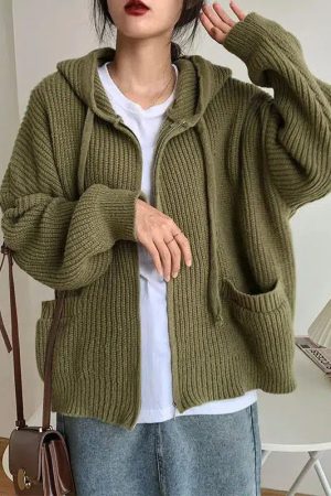 Style Core Aesthetics, New Style Trends - Oversized Knitted Hooded Cardigan