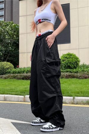 Style Core Aesthetics, New Style Trends - Pantalon cargo parachute surdimensionné Y2K