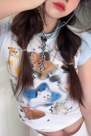 Style Core Aesthetics, New Style Trends - Paws Crop Top