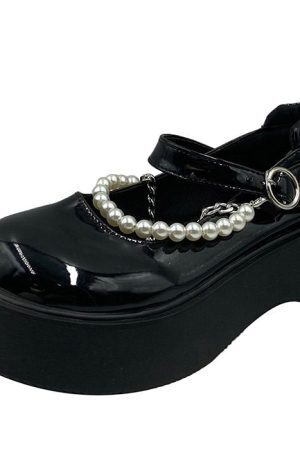 Style Core Aesthetics, New Style Trends - Pearl Chunky Sandals