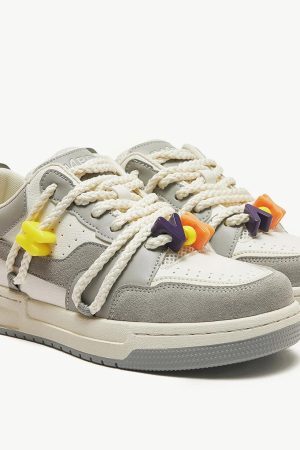 Style Core Aesthetics, New Style Trends - 'Pendant' Shoes