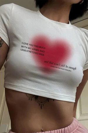 Style Core Aesthetics, New Style Trends - Pink Heart Aura Tee