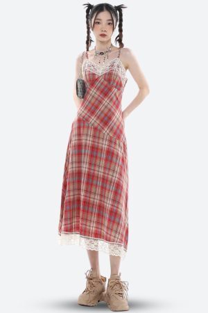 Style Core Aesthetics, New Style Trends - Plaid Lace Midi Dress