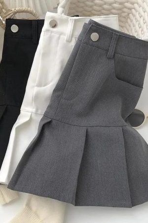 Style Core Aesthetics, New Style Trends - Pleated College Mini Skirt