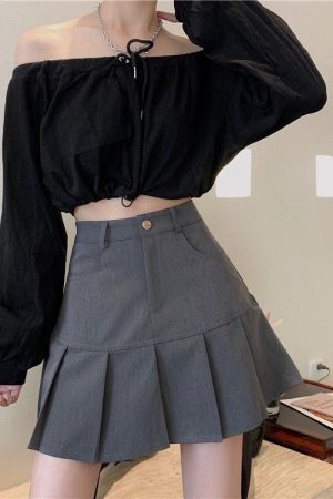 Style Core Aesthetics, New Style Trends - Pleated College Mini Skirt