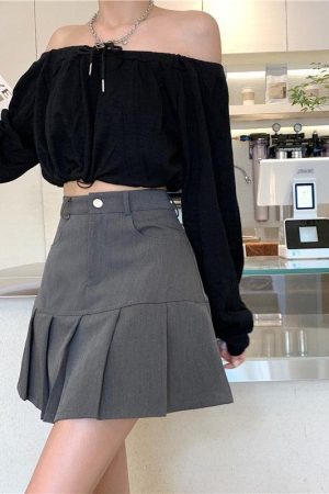 Style Core Aesthetics, New Style Trends - Pleated College Mini Skirt
