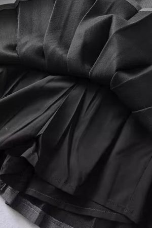 Style Core Aesthetics, New Style Trends - Pleated Mini Dress in Grey