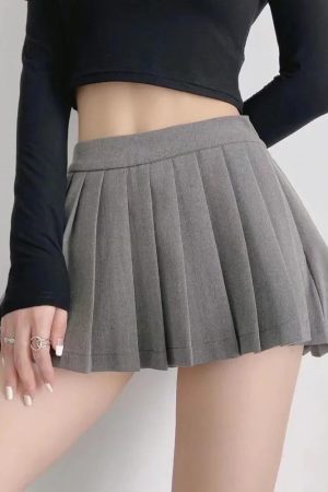 Style Core Aesthetics, New Style Trends - Pleated Mini School Skort