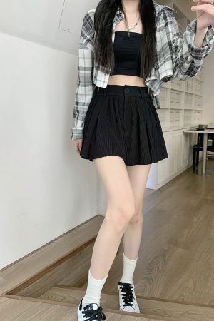 Style Core Aesthetics, New Style Trends - Pleated Mini Skort