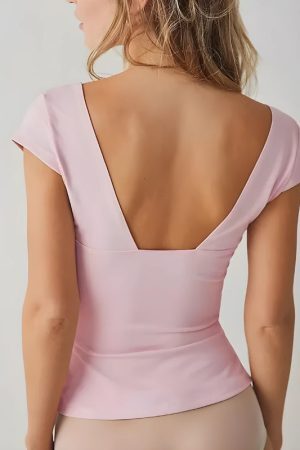 Style Core Aesthetics, New Style Trends - Plunge Neck Bodycon Top