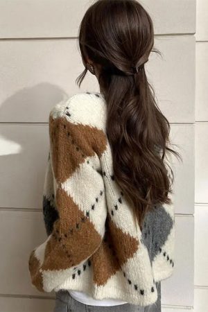 Style Core Aesthetics, New Style Trends - Preppy Aesthetic Argyle Cardigan