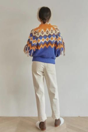 Style Core Aesthetics, New Style Trends - Retro Pattern Knitted Christmas Sweater