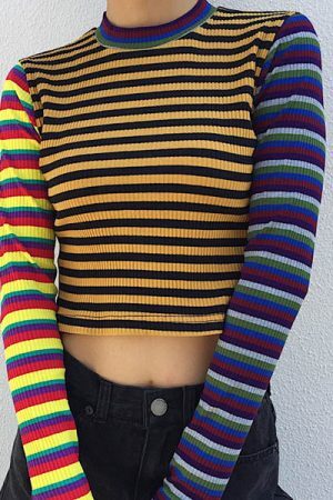 Style Core Aesthetics, New Style Trends - Ribbed Crop Knit