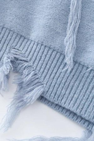 Style Core Aesthetics, New Style Trends - Ripped Tasseled Sweater Vest