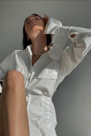 Style Core Aesthetics, New Style Trends - Robe chemise uni oversize 'Lewis'