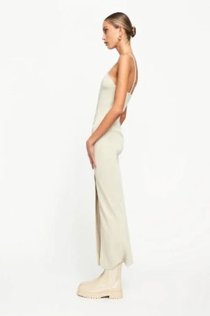 Style Core Aesthetics, New Style Trends - Robe longue maille côtelée 'Charlotte'