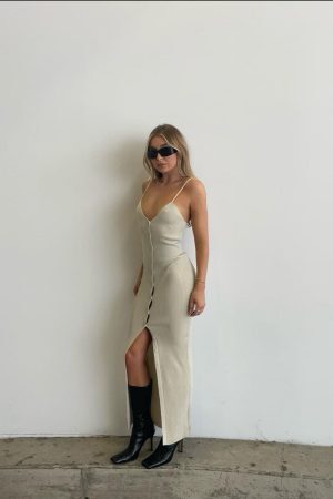 Style Core Aesthetics, New Style Trends - Robe longue maille côtelée 'Charlotte'