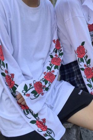 Style Core Aesthetics, New Style Trends - Rose Long Sleeve T-Shirt