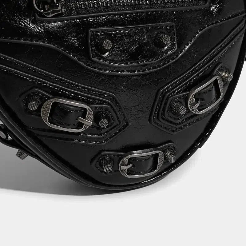 Style Core Aesthetics, New Style Trends - Salio | Sac Cœur Y2K Grunge à ceinture Style Core Aesthetics, New Style Trends - Salio | Sac Cœur Y2K Grunge à ceinture