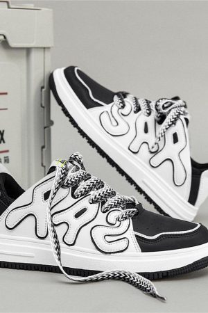 Style Core Aesthetics, New Style Trends - 'SAR' Shoes