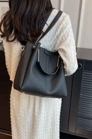 Style Core Aesthetics, New Style Trends - Sarya | Sac seau bandoulière