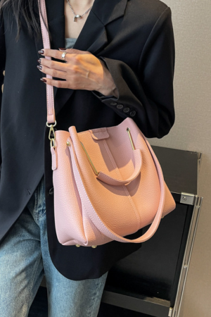 Style Core Aesthetics, New Style Trends - Sarya | Sac seau bandoulière