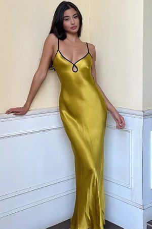 Style Core Aesthetics, New Style Trends - Satin Backless Maxi Dress