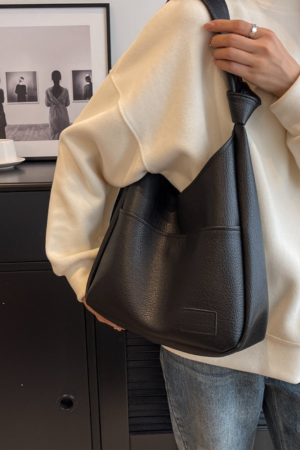 Style Core Aesthetics, New Style Trends - Savia | Sac hobo minimal