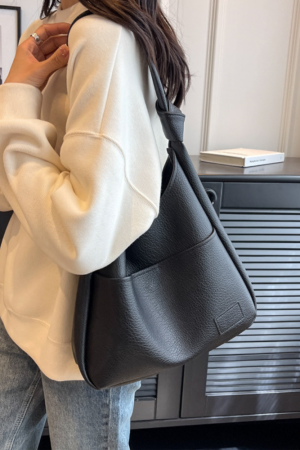 Style Core Aesthetics, New Style Trends - Savia | Sac hobo minimal