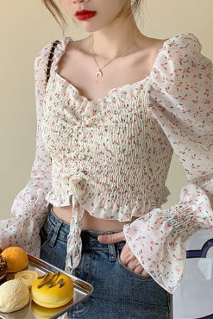 Style Core Aesthetics, New Style Trends - Secret Garden Crop Top