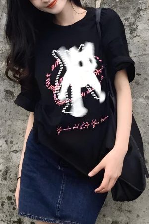 Style Core Aesthetics, New Style Trends - Shaking Cat Tee