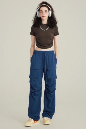 Style Core Aesthetics, New Style Trends - Side Ruched Crop Top