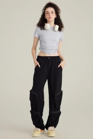 Style Core Aesthetics, New Style Trends - Side Ruched Crop Top