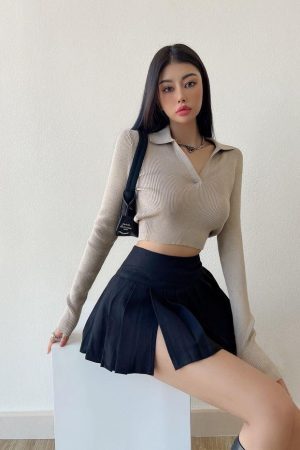 Style Core Aesthetics, New Style Trends - Side Slit College Mini Skirt