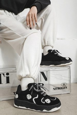 Style Core Aesthetics, New Style Trends - 'Skull' Shoes