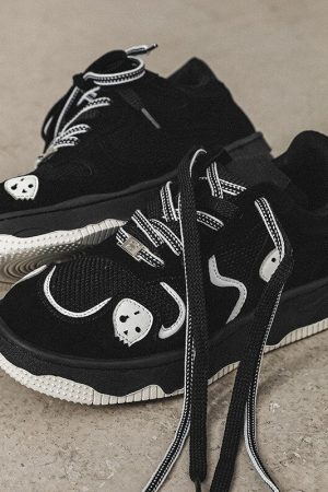 Style Core Aesthetics, New Style Trends - 'Skull' Shoes