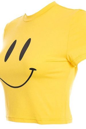 Style Core Aesthetics, New Style Trends - Smiley Face Crop Top
