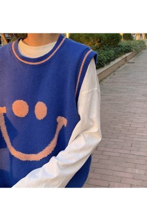 Style Core Aesthetics, New Style Trends - Smiley Face Indie Vest