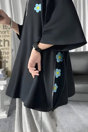 Style Core Aesthetics, New Style Trends - Soft Boy Daisy Oversize Tee