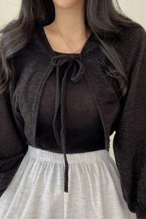 Style Core Aesthetics, New Style Trends - Soft Girl Lace Up Crop Cardigan