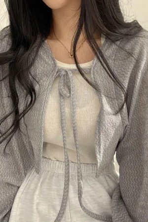 Style Core Aesthetics, New Style Trends - Soft Girl Lace Up Crop Cardigan