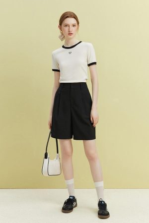Style Core Aesthetics, New Style Trends - Soft Girl Minimal Heart Tee