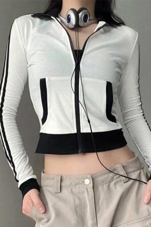 Style Core Aesthetics, New Style Trends - Sporty Contrast Color Collar Neck Thin Jacket