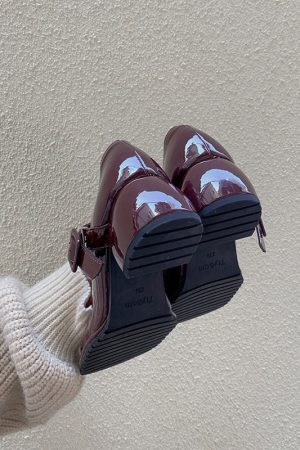 Style Core Aesthetics, New Style Trends - Square Toe Mary Jane Sandals