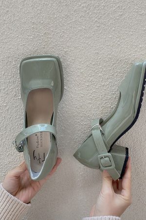 Style Core Aesthetics, New Style Trends - Square Toe Mary Jane Sandals