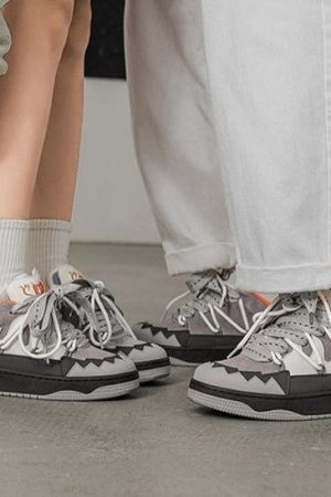 Style Core Aesthetics, New Style Trends - 'Strap' Shoes