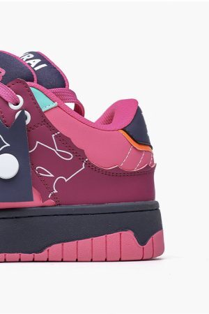 Style Core Aesthetics, New Style Trends - 'Strap' Shoes